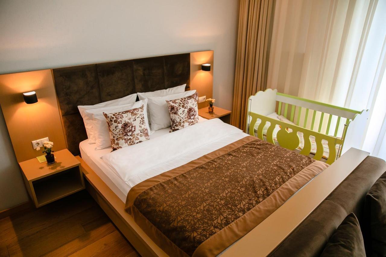 Homebridge Hotel Apartments Baku Exteriör bild