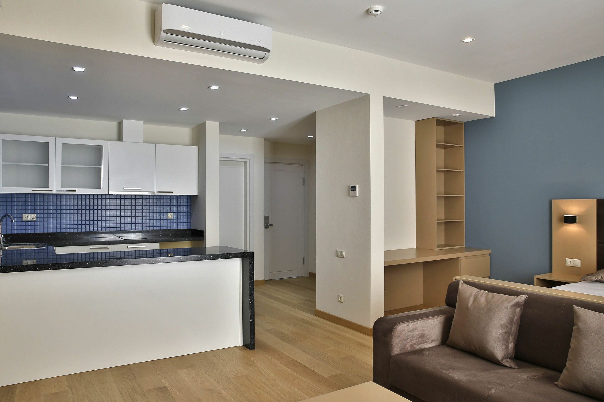 Homebridge Hotel Apartments Baku Exteriör bild