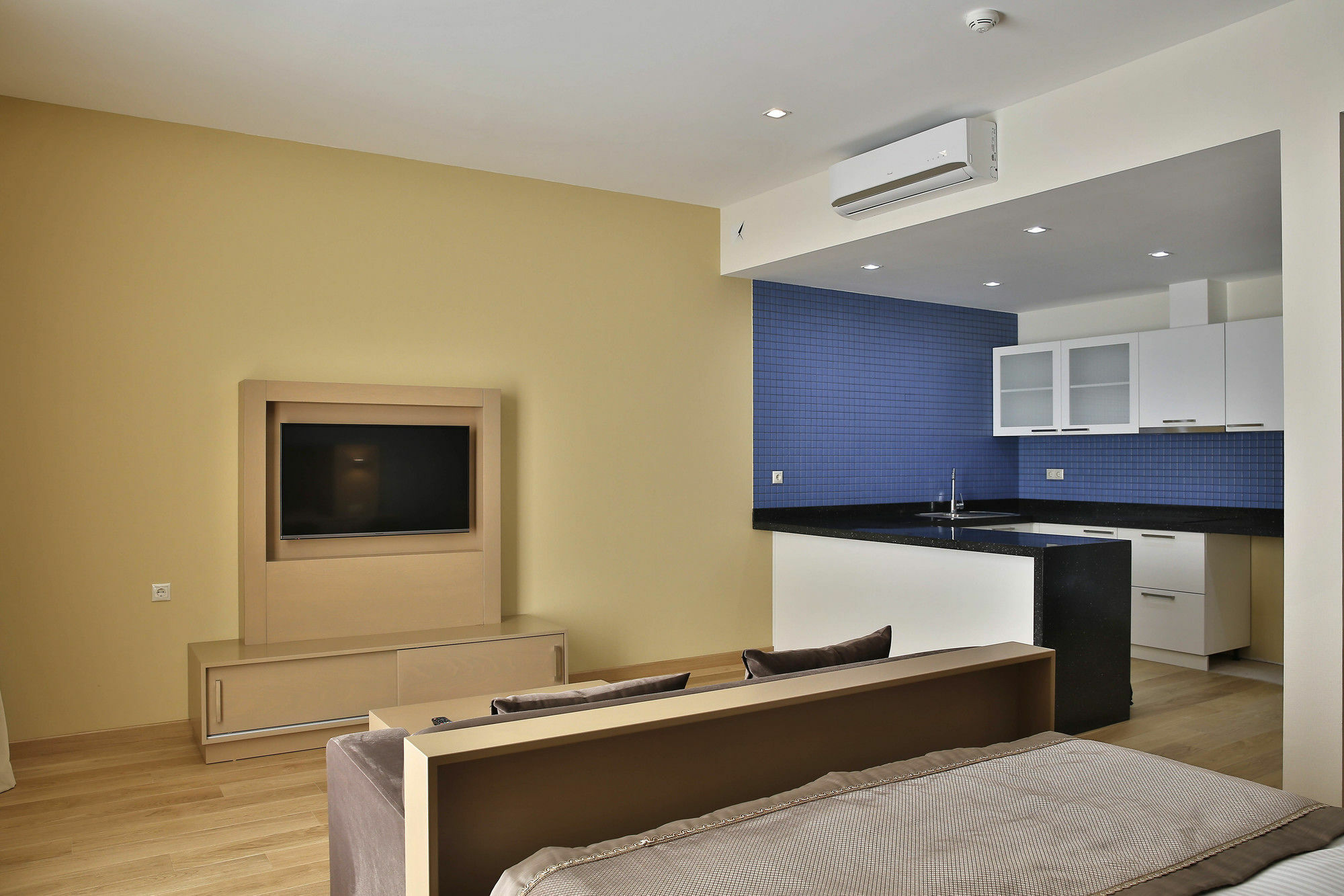 Homebridge Hotel Apartments Baku Exteriör bild