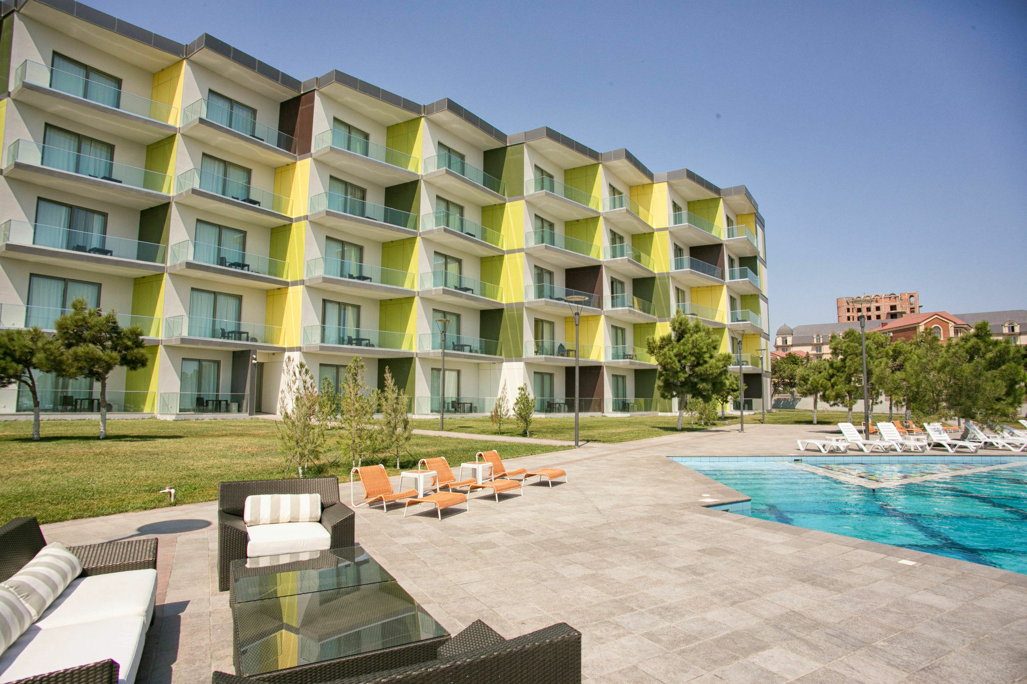 Homebridge Hotel Apartments Baku Exteriör bild